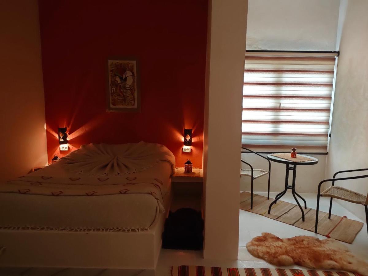 Dar Ayed Tamezret Hotell Tamazrat Exteriör bild